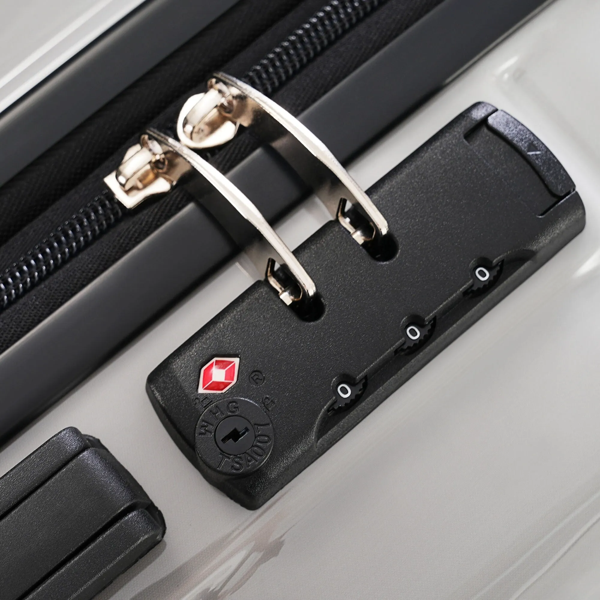 3 Piece Luggage Set with USB Port and Spinner Wheels, Hardsided Lightweight Suitcase with Mesh Pockets