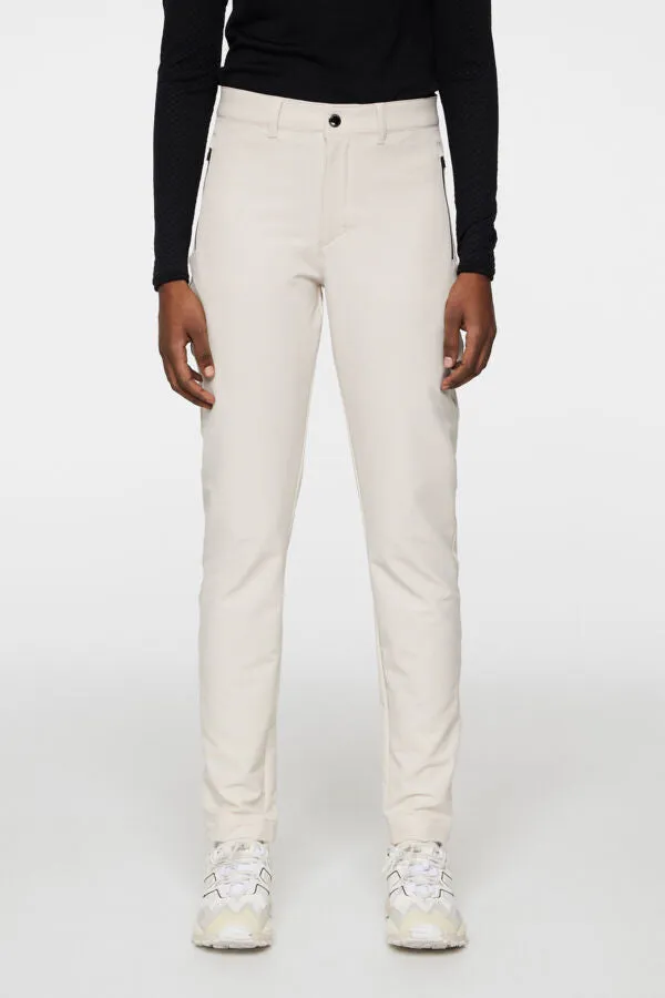 Angie Pant