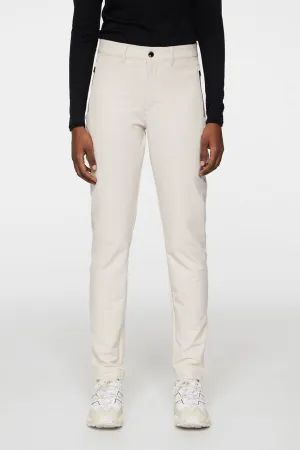 Angie Pant