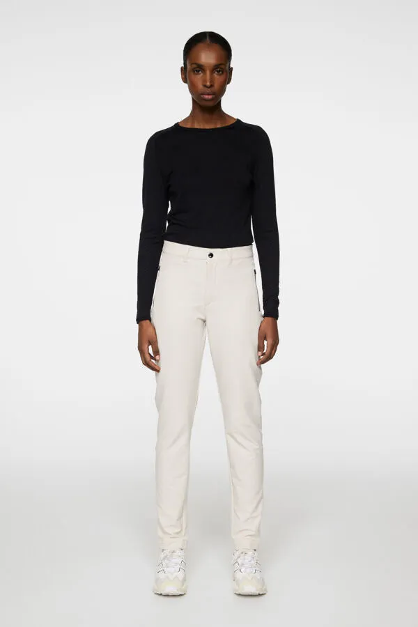 Angie Pant