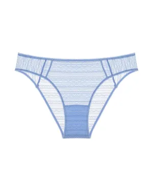 Avril Brief