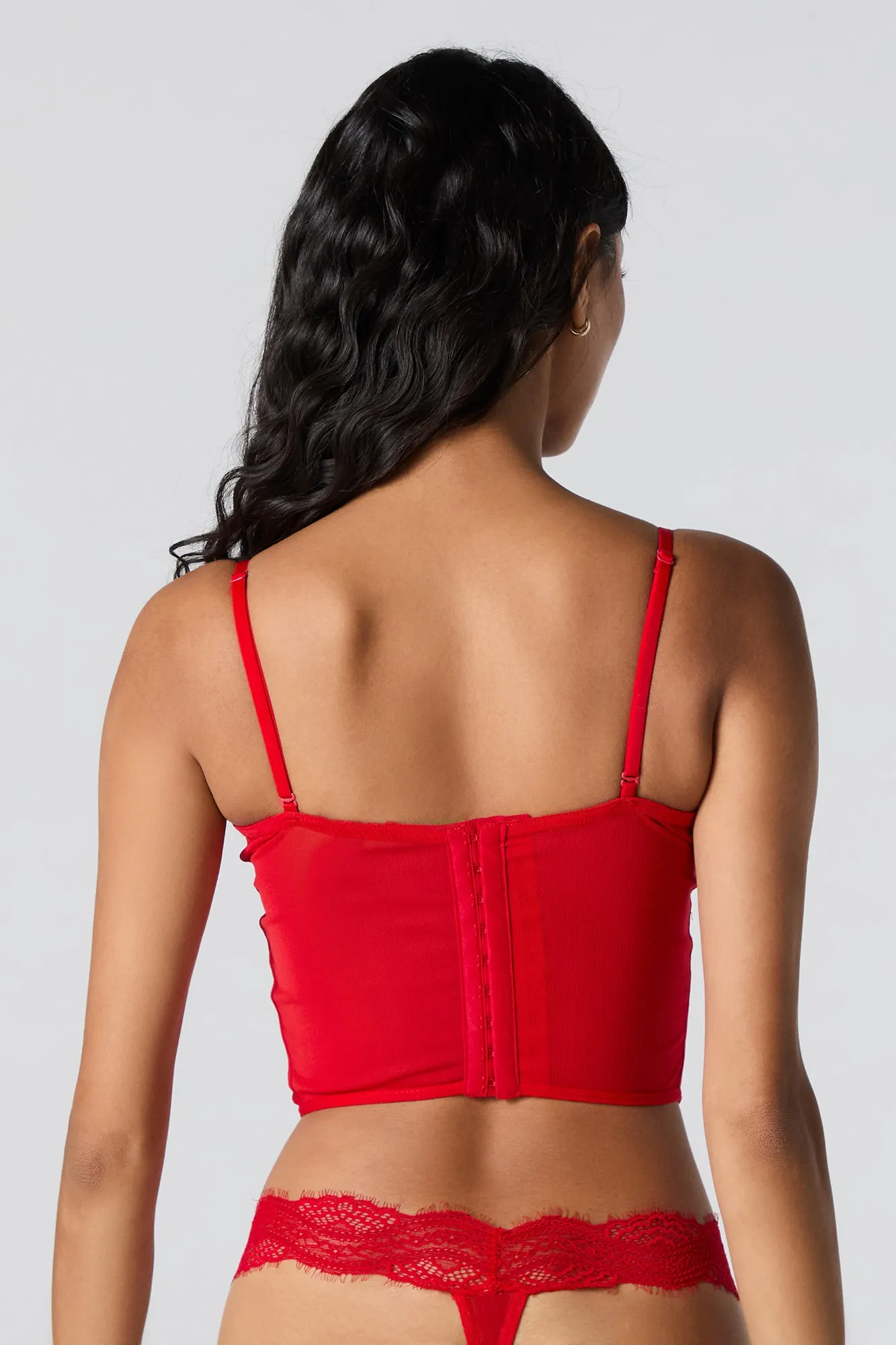 Corset en filet et dentelle