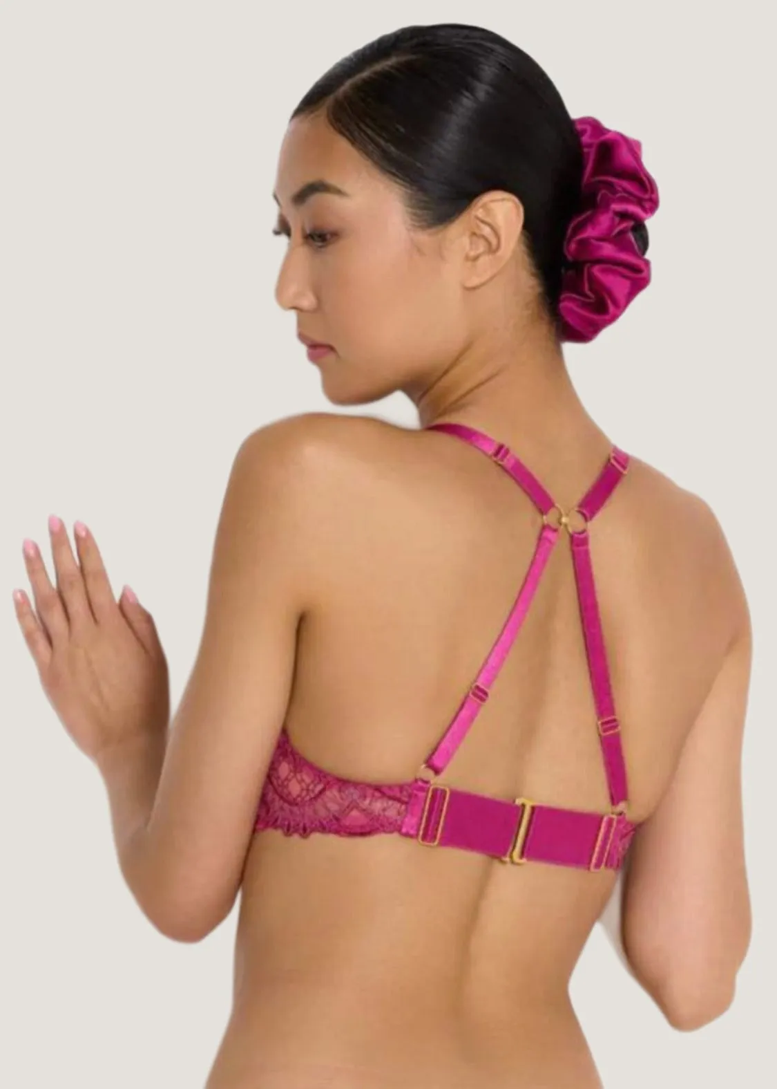 Mari Soft Cup Bra (Magenta)