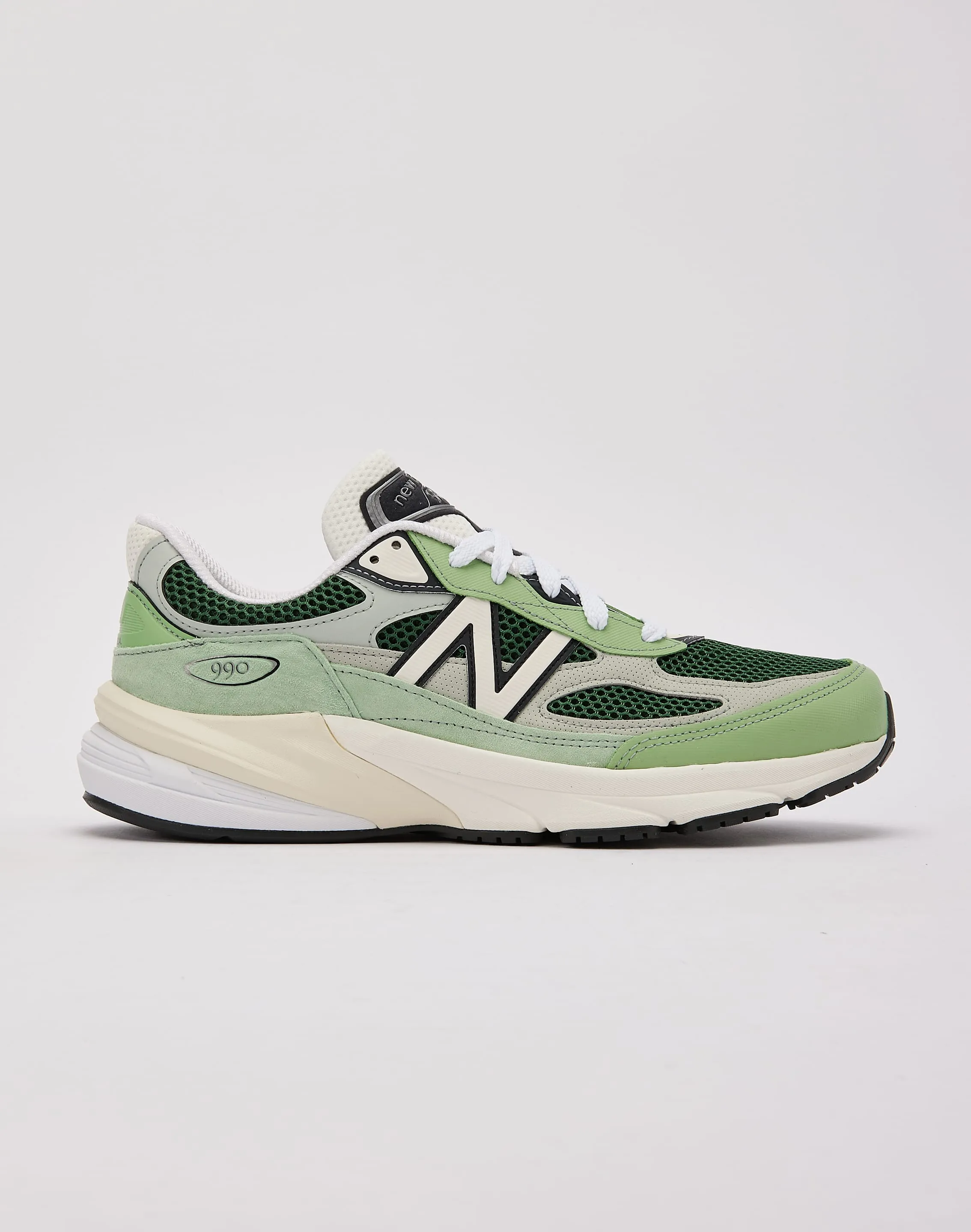 New Balance MADE In USA 990v6