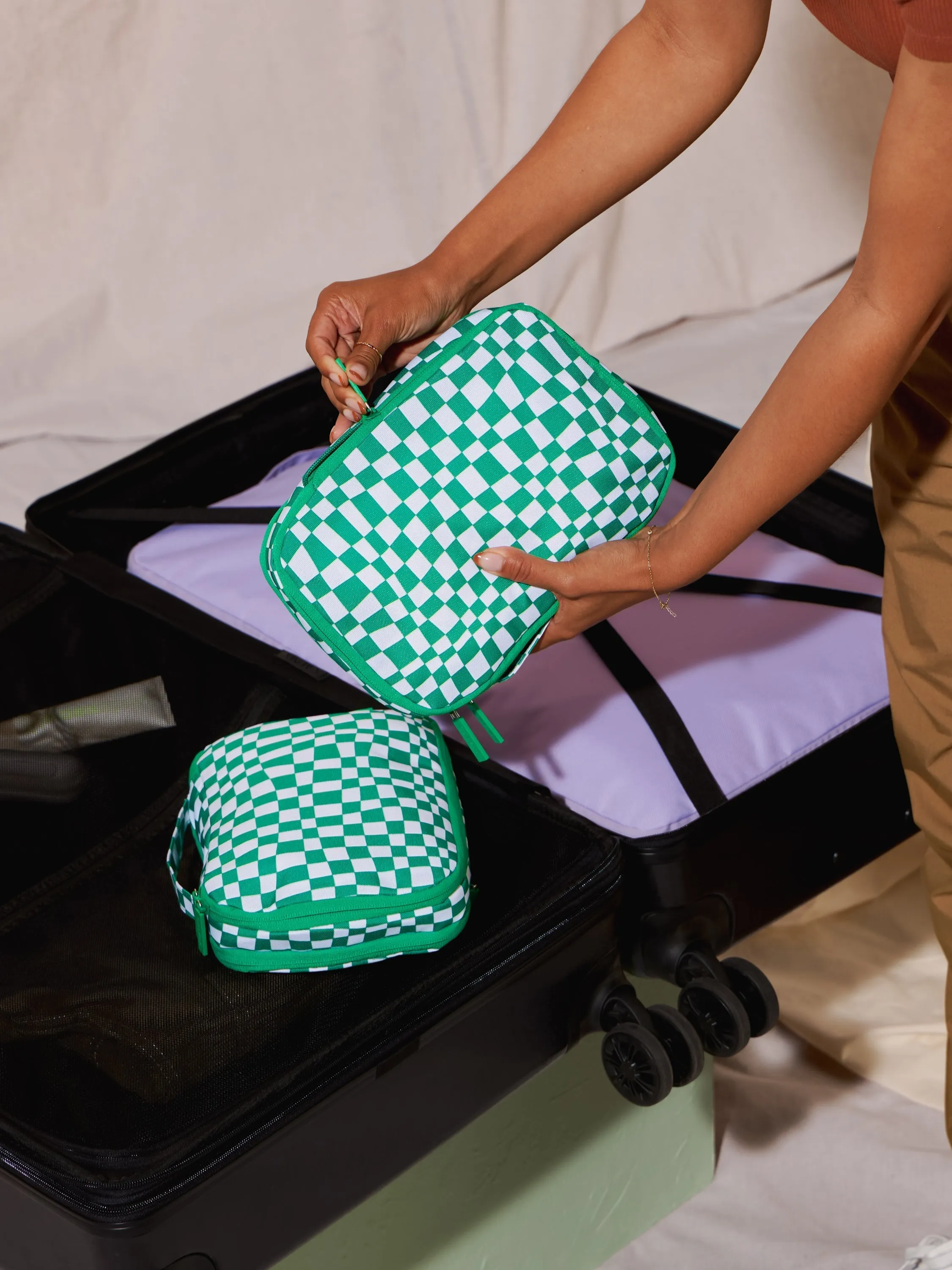 Small Compression Packing Cubes