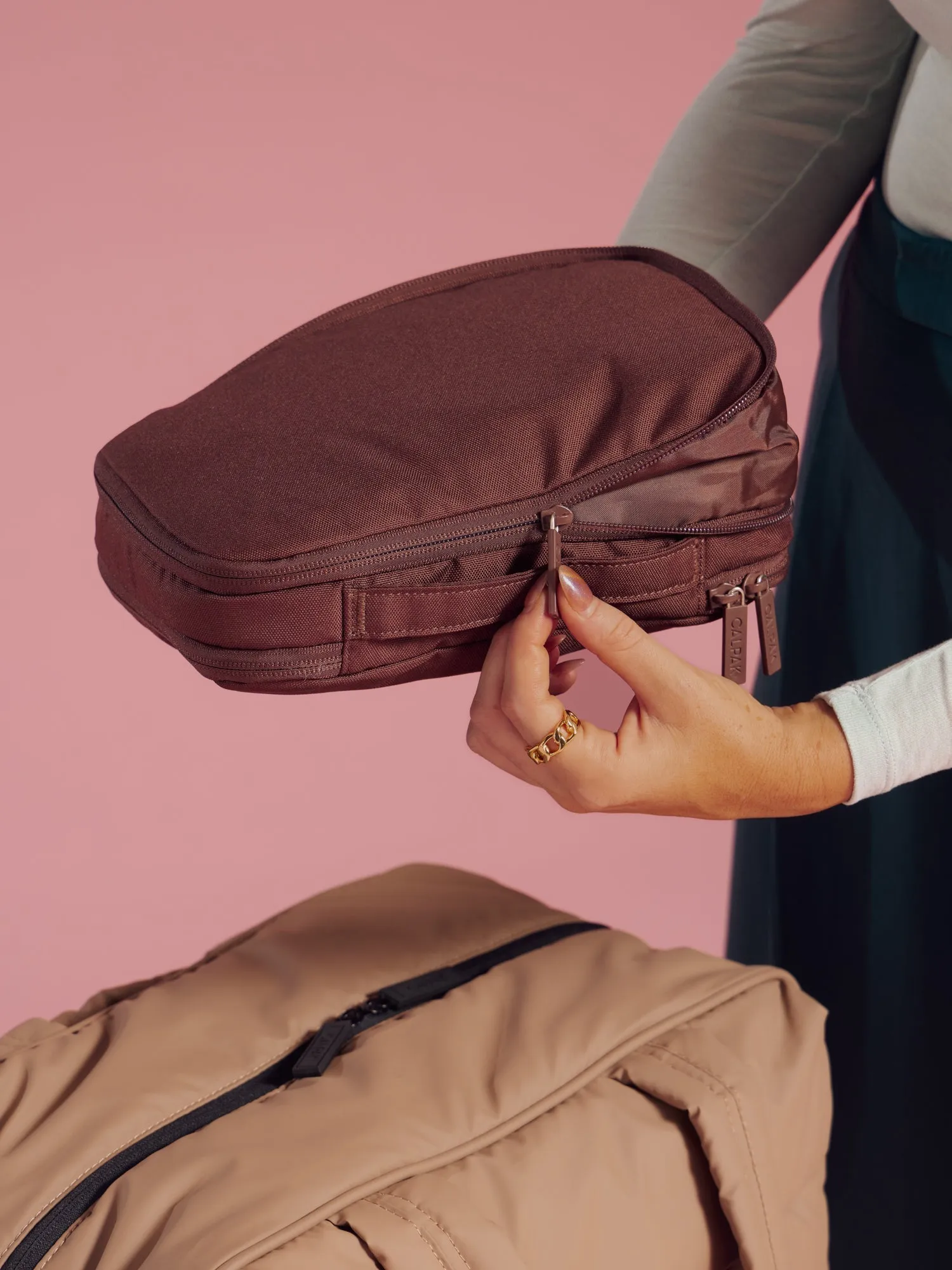 Small Compression Packing Cubes